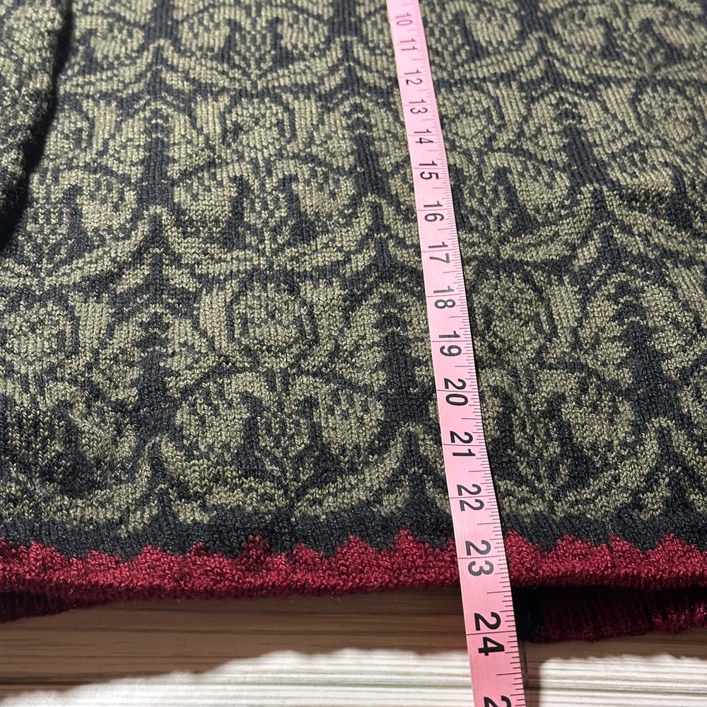 Oleana Norwegian Wool Cardigan Sweater Sz Small from “The Norwegian Story” line - Picture 9 of 11
